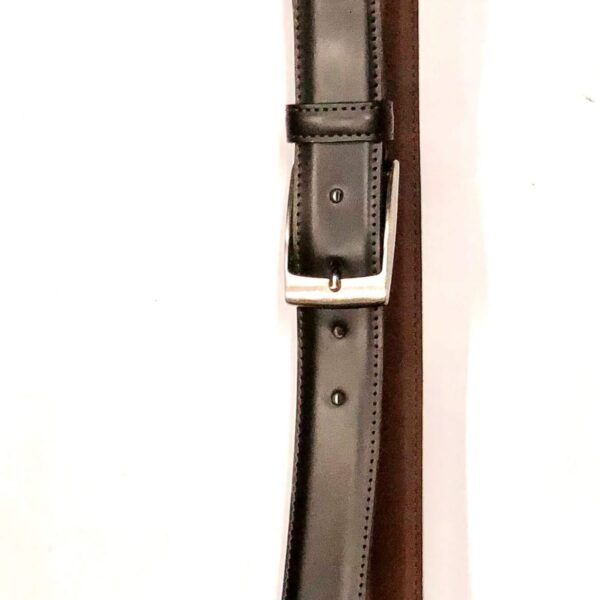 Cinto en efecto charol