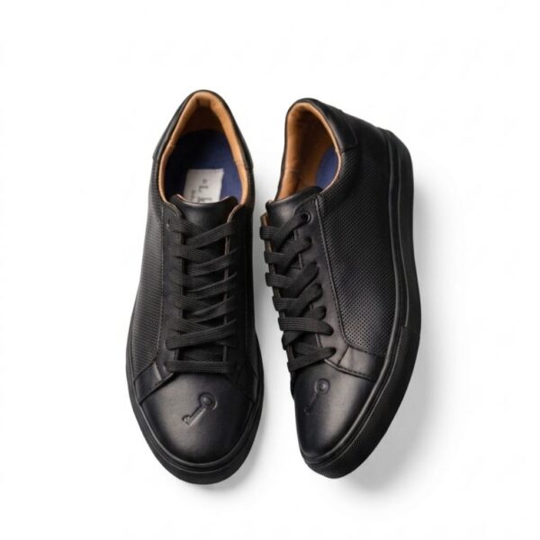 Zapatilla en cuero con marca delantera (El Club de La Llave de Lord's)