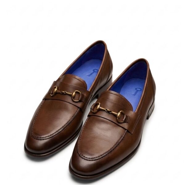 Zapato en cuero liso con atraque metal (El Club de La Llave de Lord´s)