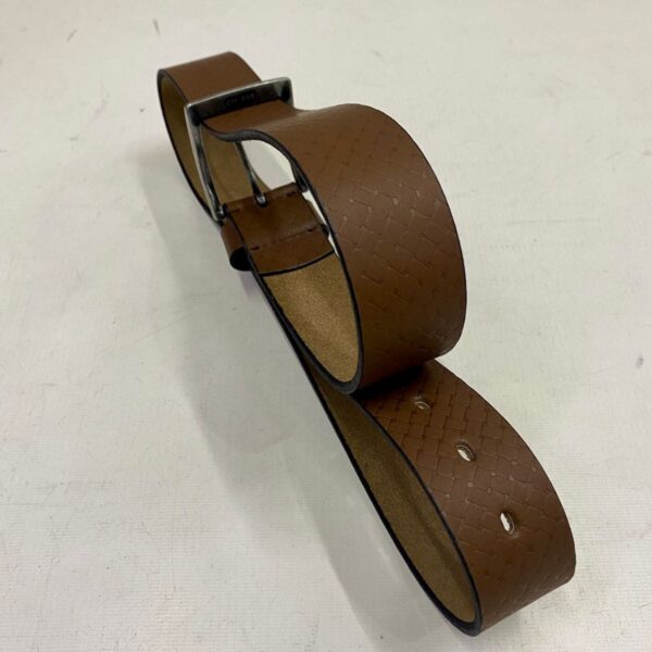 Cinto cuero fantasía al tono (El Club de La Llave de Lord´s)