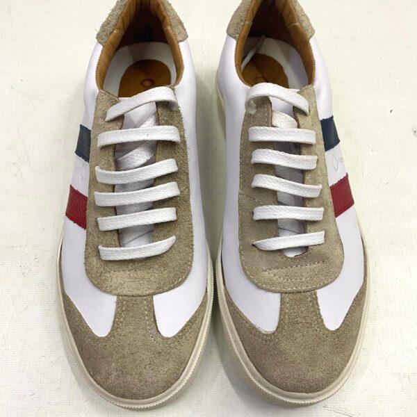 Zapatilla cuero (El Club de La Llave de Lord´s)