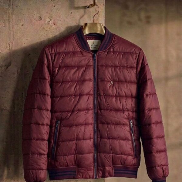 Campera modelo bomber (El Club de La Llave de Lord´s)